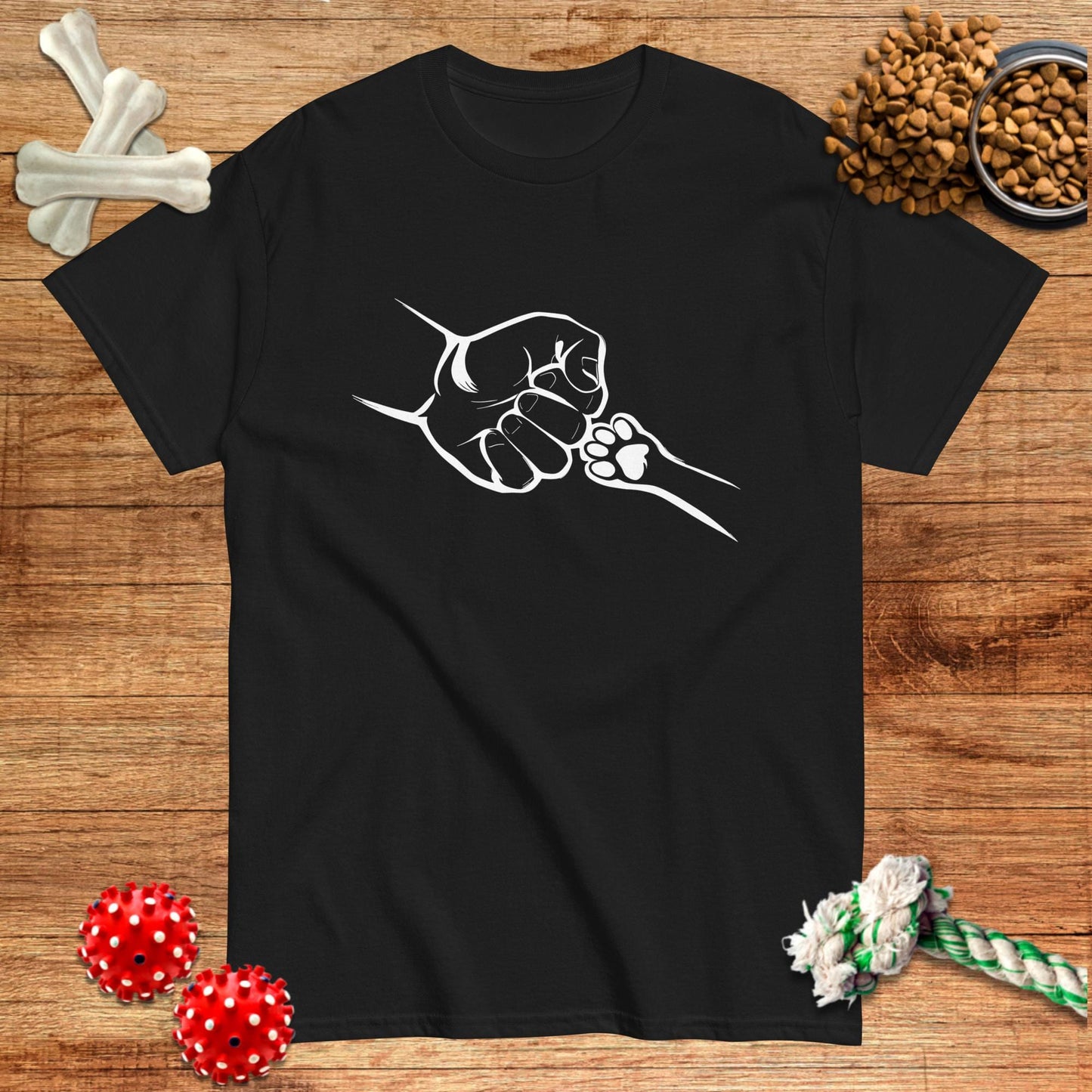 Camiseta La amistad se construye a puños | Dark Tees