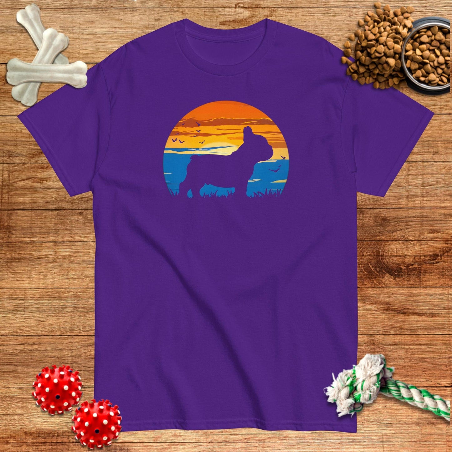 Camiseta con silueta de bulldog francés al atardecer